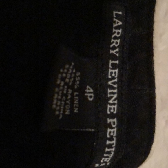 Black ladies capri pants, 25 inch length from waist down - Picture 3 of 4